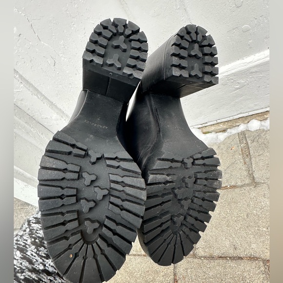 Aerosoles Emon Black Leather Women's Clogs - Picture 7 of 8